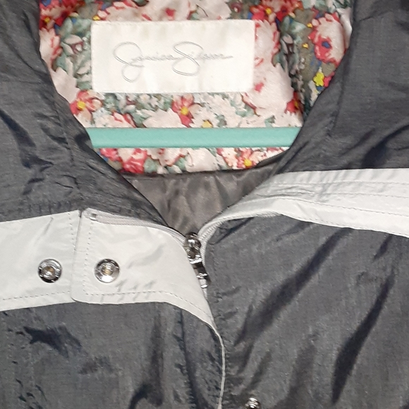 Jacket - Picture 2 of 3